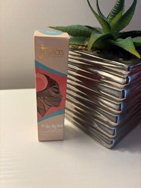 Juvia's Place I Am My Skin Hydra-Tint Foundation Stick – 20 Lima